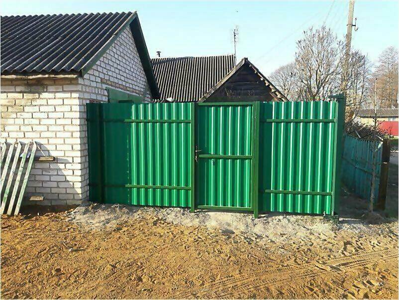 Забор, ворота, калитка из зеленого профлиста 150м фото 1 в Сыктывкаре