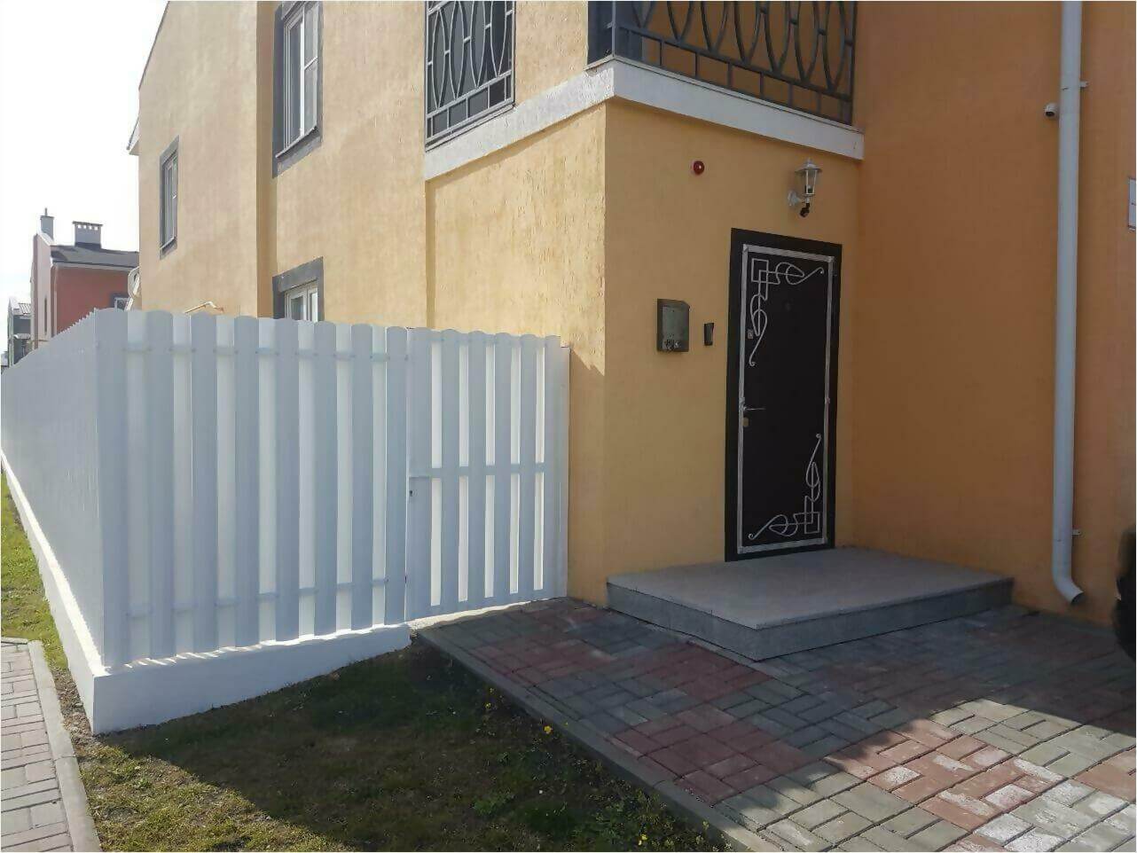 Забор из штакетника 70м фото2 в Сыктывкаре