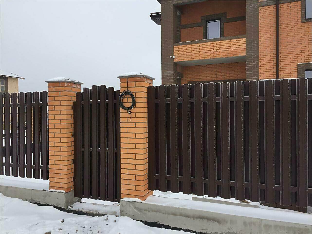 Забор из штакетника 95м фото2 в Сыктывкаре