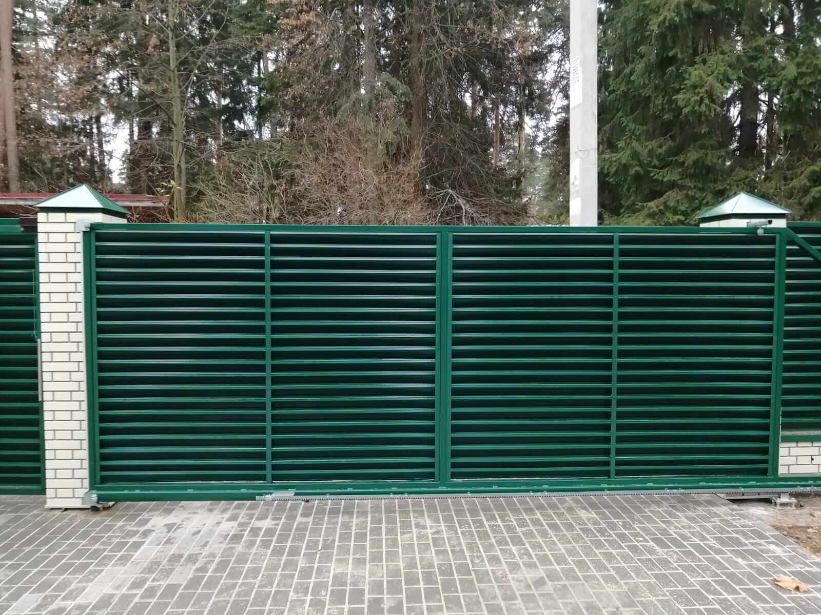 Забор-жалюзи с ламелями ЭКО-Z Зеленый Мох фото3 в Сыктывкаре