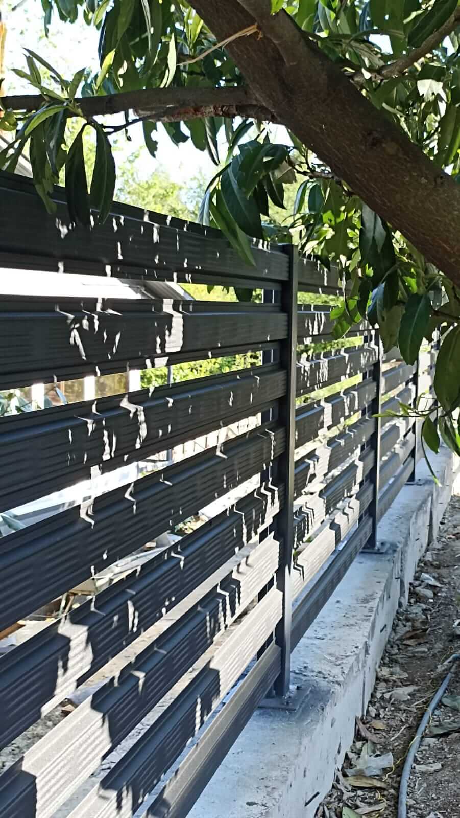Забор из штакетника 90м RAL7024/7024 Серый Графит фото2 в Сыктывкаре