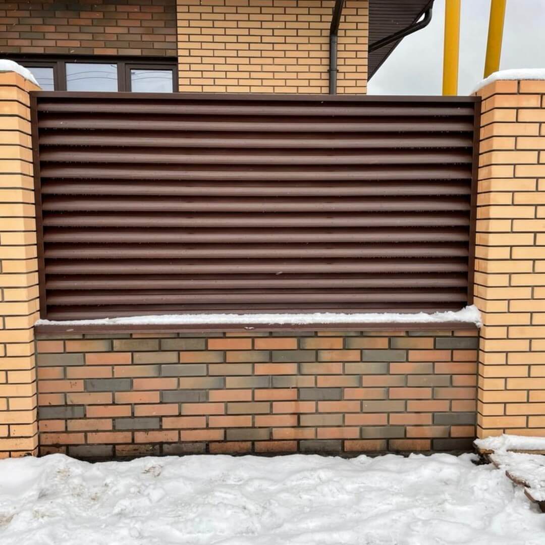 Забор-жалюзи ral8017/8017 шоколад двухсторонний фото6 в Сыктывкаре