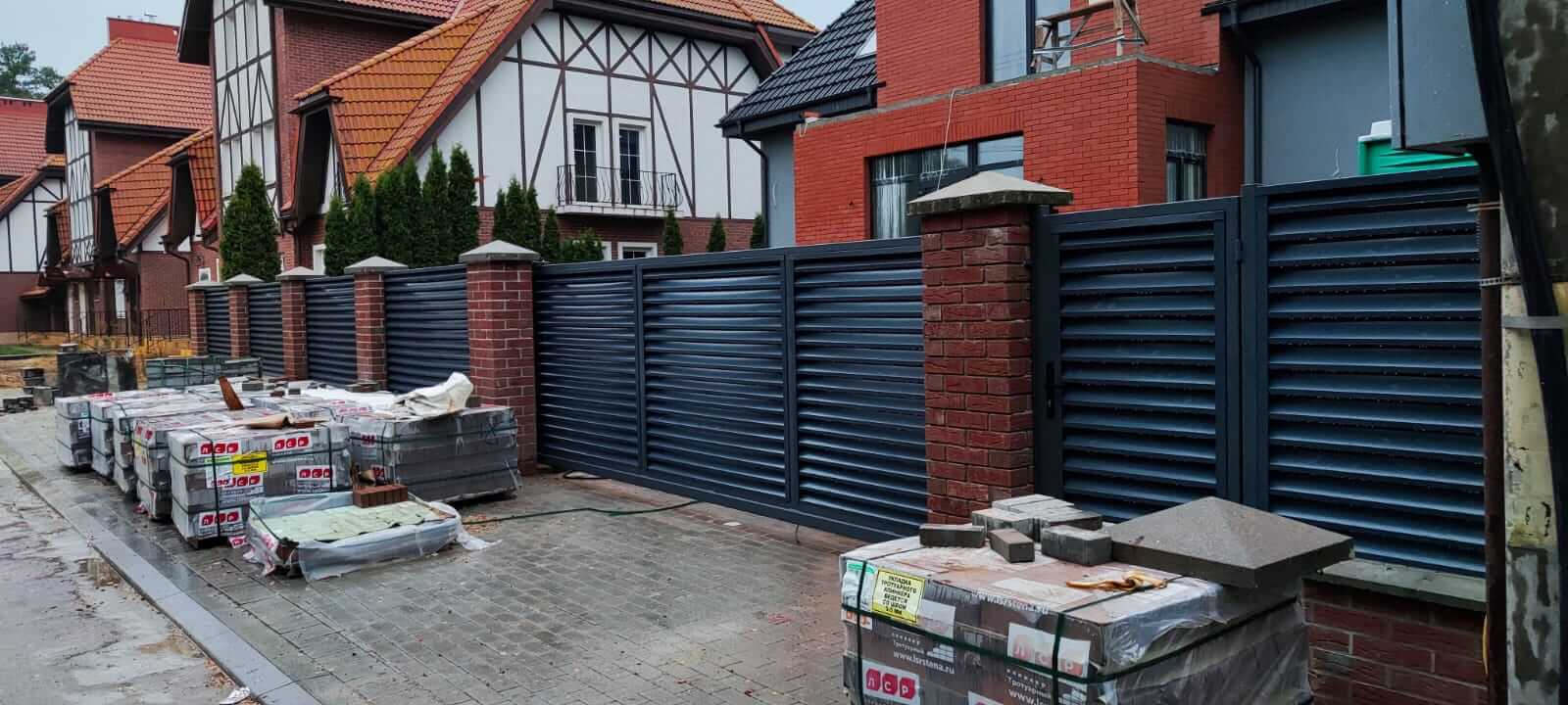забор-жалюзи с ламелями эко-z ral7024 серый графит фото17 в Сыктывкаре