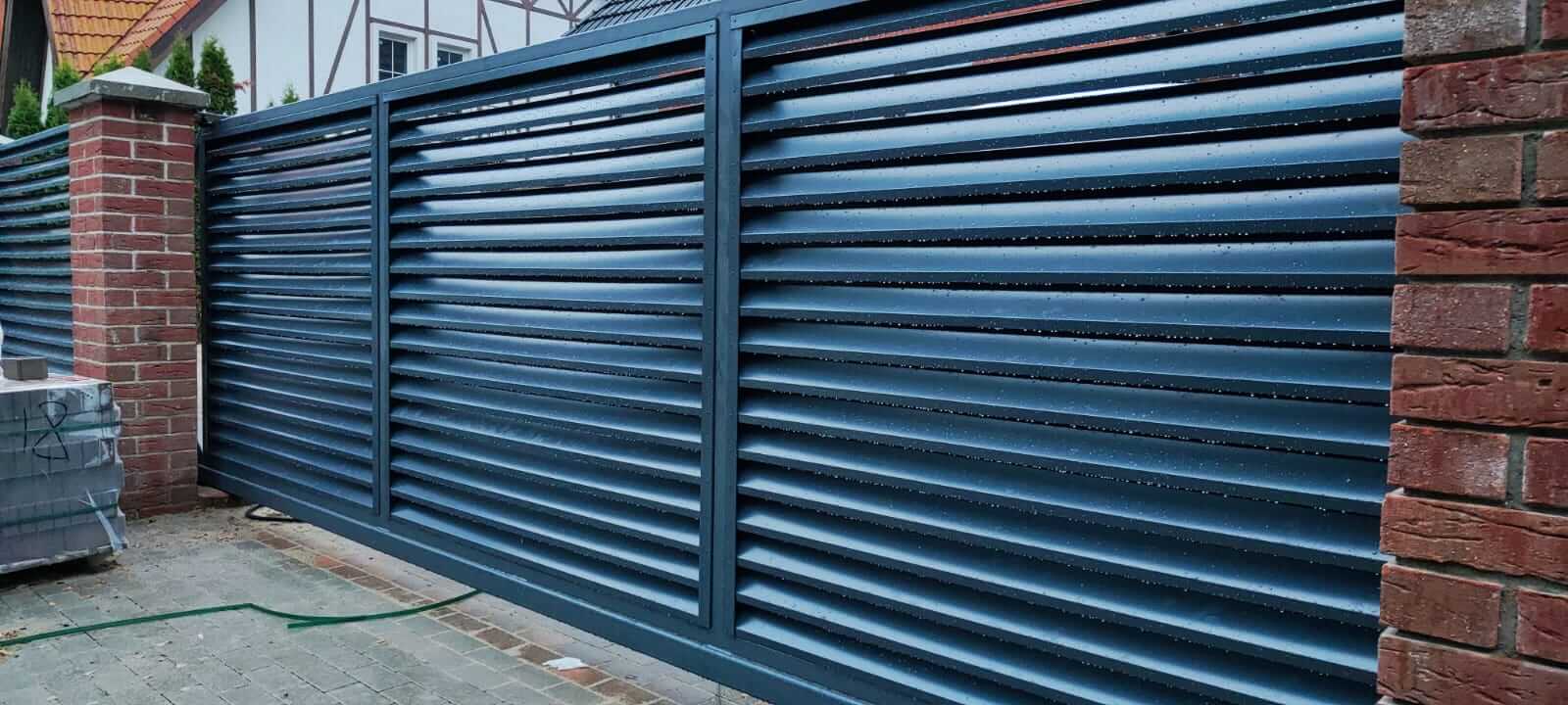 забор-жалюзи с ламелями эко-z ral7024 серый графит фото16 в Сыктывкаре