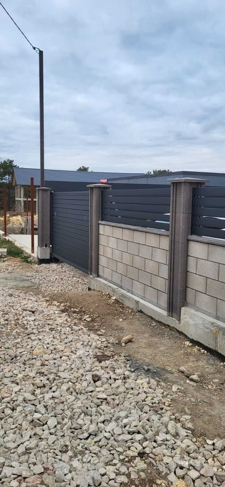 Забор-ранчо из металлопланкена 28м RAL7024 Серый Графит МАТТЕ фото 2 в Сыктывкаре