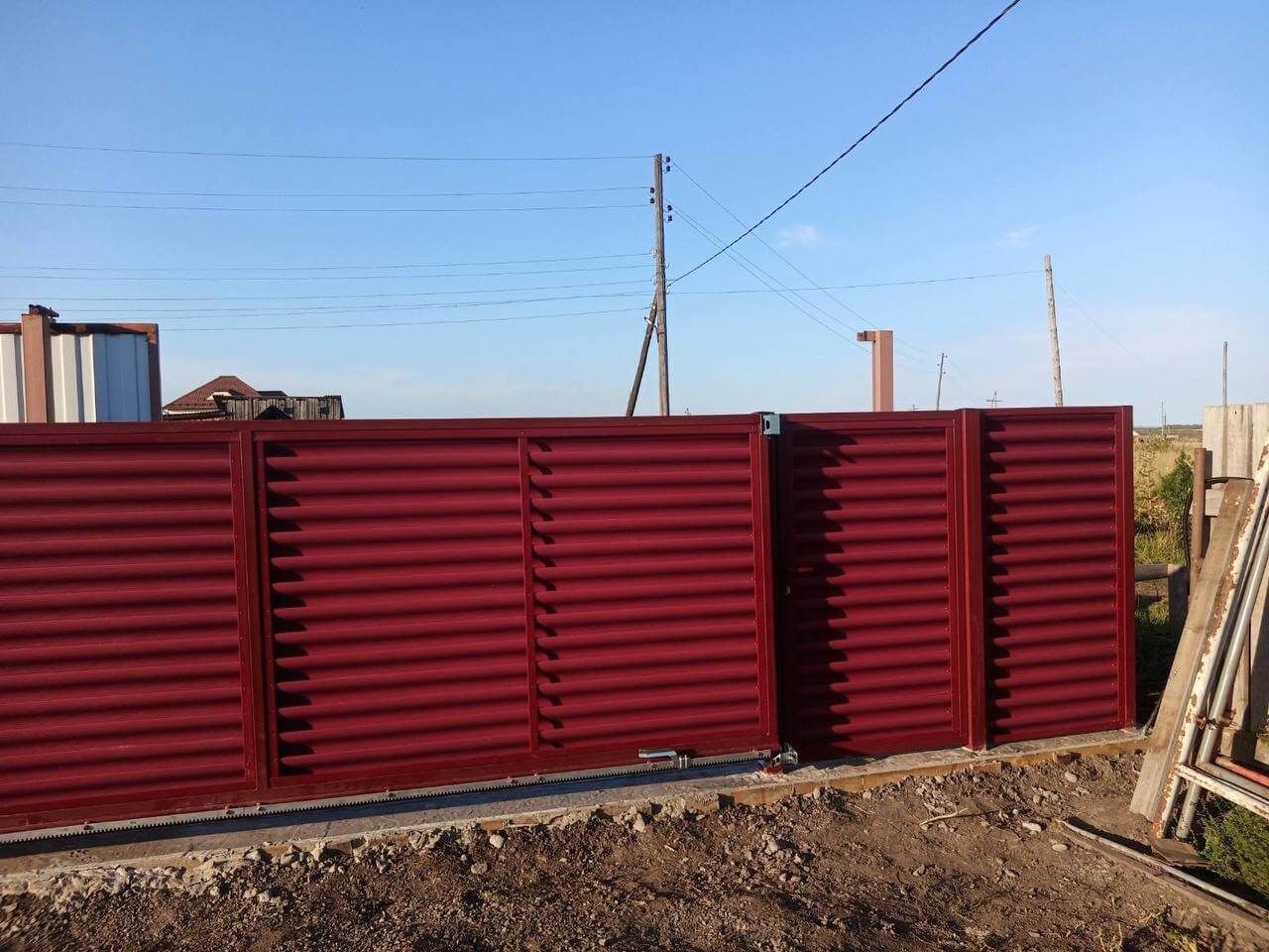 Забор-жалюзи 44м RAL3005/3005 Красное Вино двусторонний фото 2 в Сыктывкаре