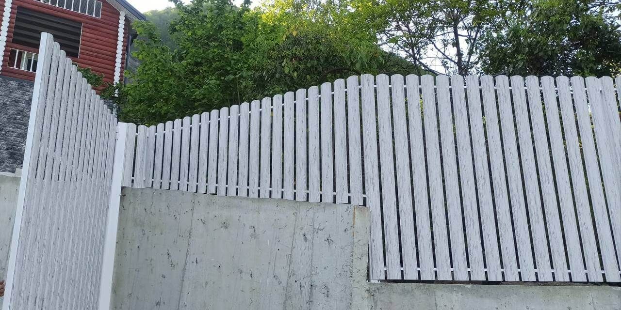 Забор из штакетника 41м в оттенке под дерево Беленый Дуб 2xPrintech двусторонний в Сыктывкаре