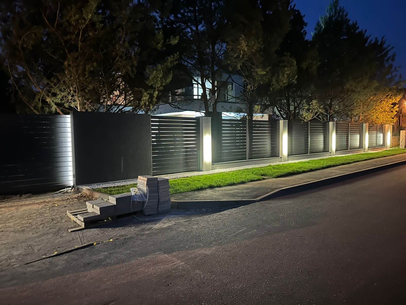Забор-ранчо из металлопланкена 36м RAL7024 Серый Графит фото 11 в Сыктывкаре