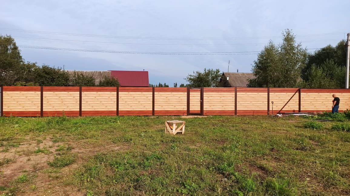 Забор из металлосайдинга Евро-Брус 34м Клен Светлый (SteelArt) + Темное Дерево (Printech) фото 2 в Сыктывкаре