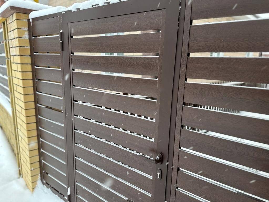 Забор-ранчо из металлопланкена 34м Мореный Дуб Printech фото 1 в Сыктывкаре