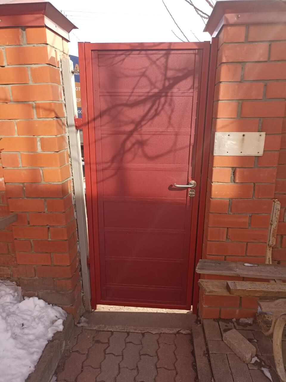 Ворота и калитка из металлопланкена 4м RAL3005 Красное Вино, Стальной Бархат фото 2 в Сыктывкаре