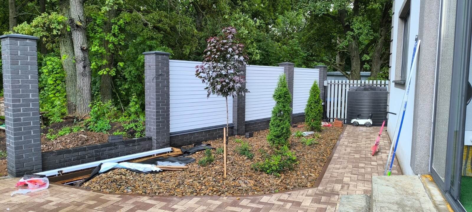 Забор-жалюзи из ламелей Хай-Тек 54м RAL9003 Белый фото 3 в Сыктывкаре