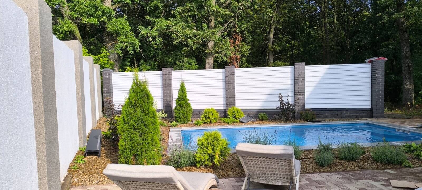 Забор-жалюзи из ламелей Хай-Тек 54м RAL9003 Белый фото 1 в Сыктывкаре