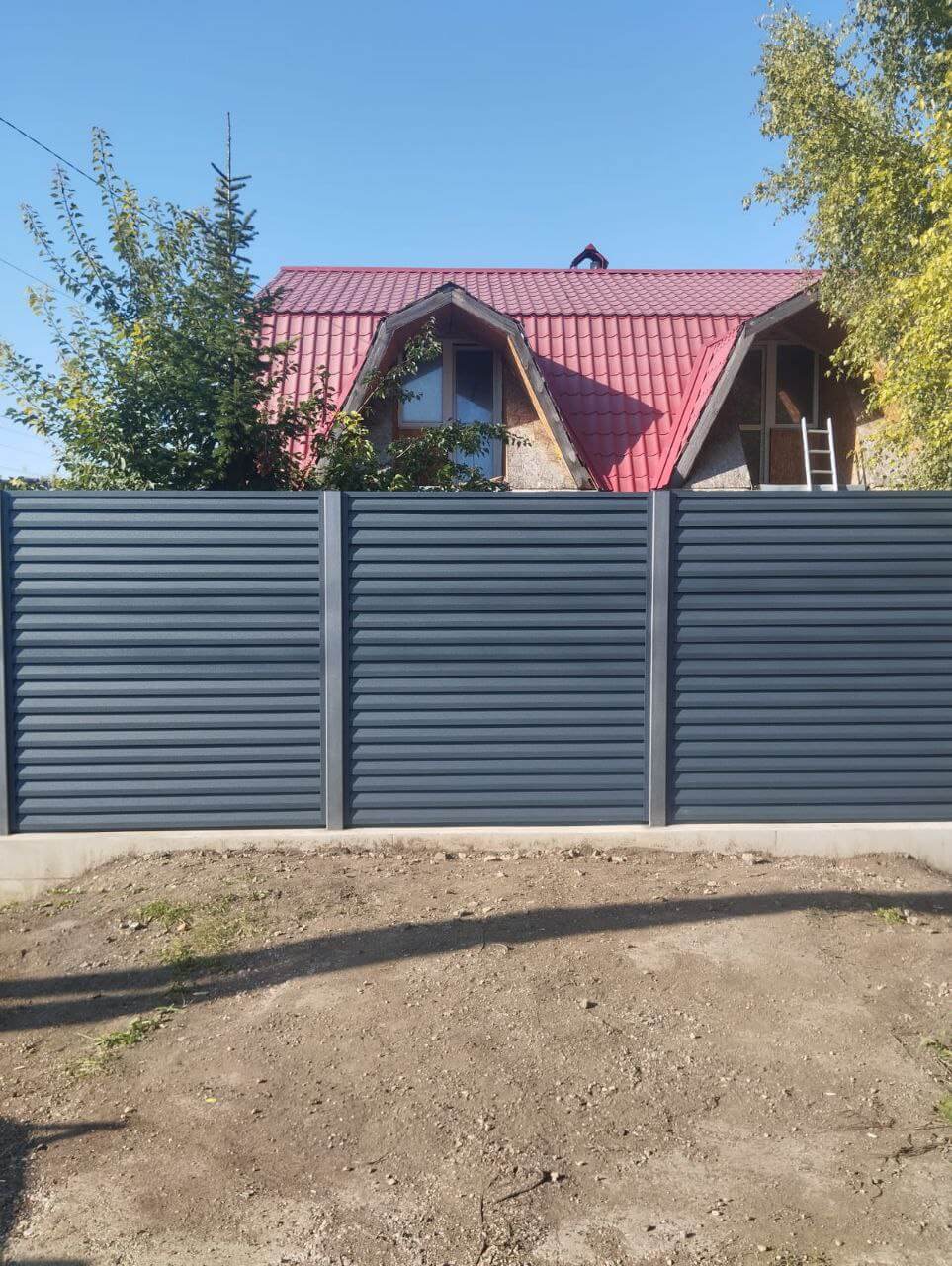 Забор-жалюзи из ламелей Реснички 54м RAL7024/7024 Серый Графит двусторонний МАТТЕ в Сыктывкаре