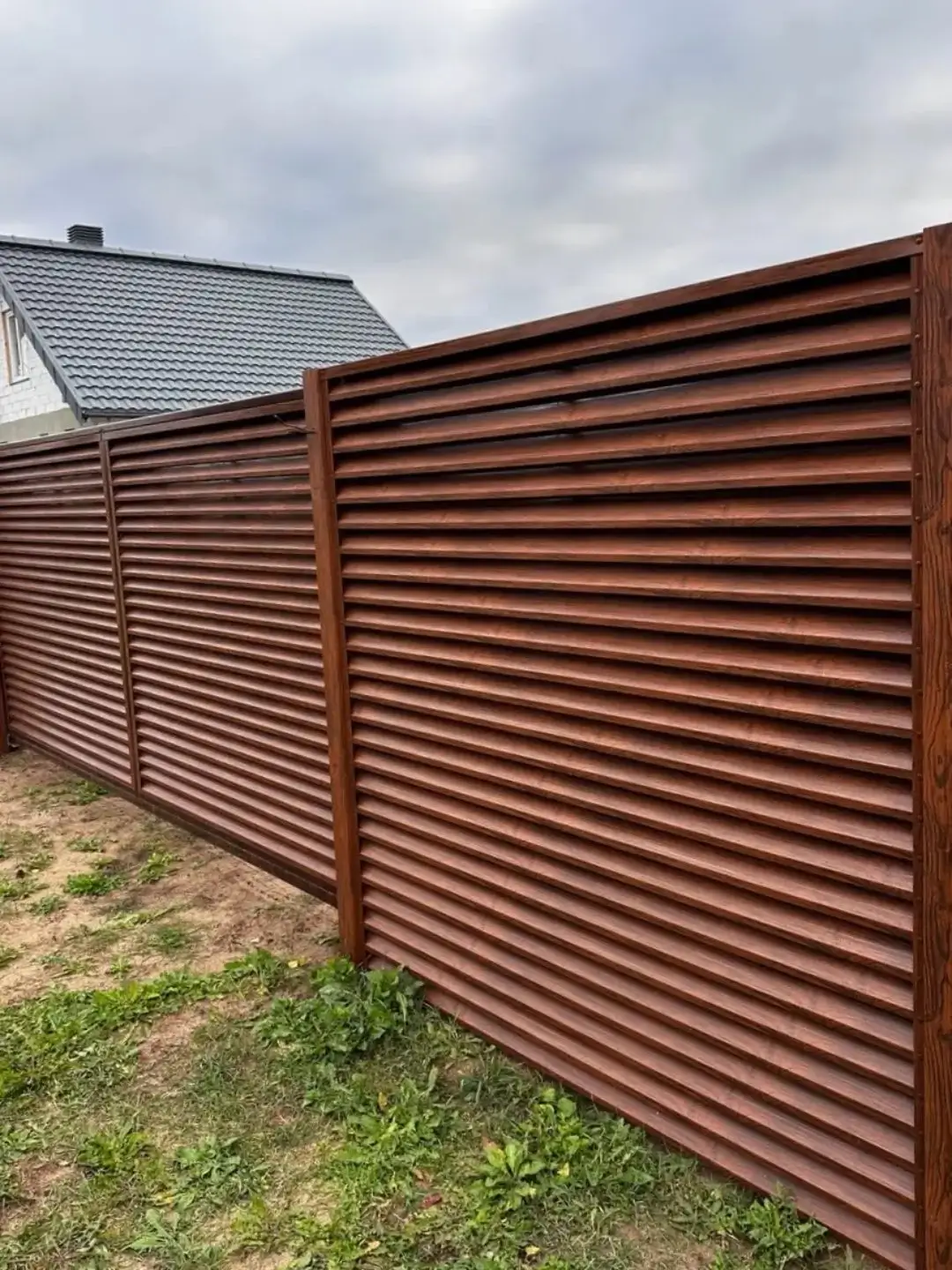 Забор-жалюзи из ламелей ЭКО-Z 58м Темный Дуб 3D Принтек фото 1 в Сыктывкаре