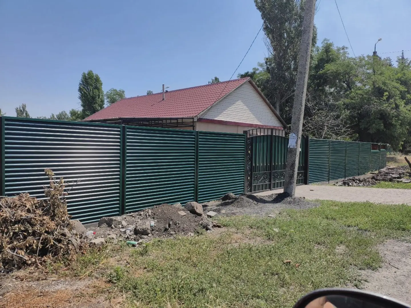 Забор-жалюзи из ламелей ЭКО-Z 24м RAL6005 Зеленый Мох фото 3 в Сыктывкаре